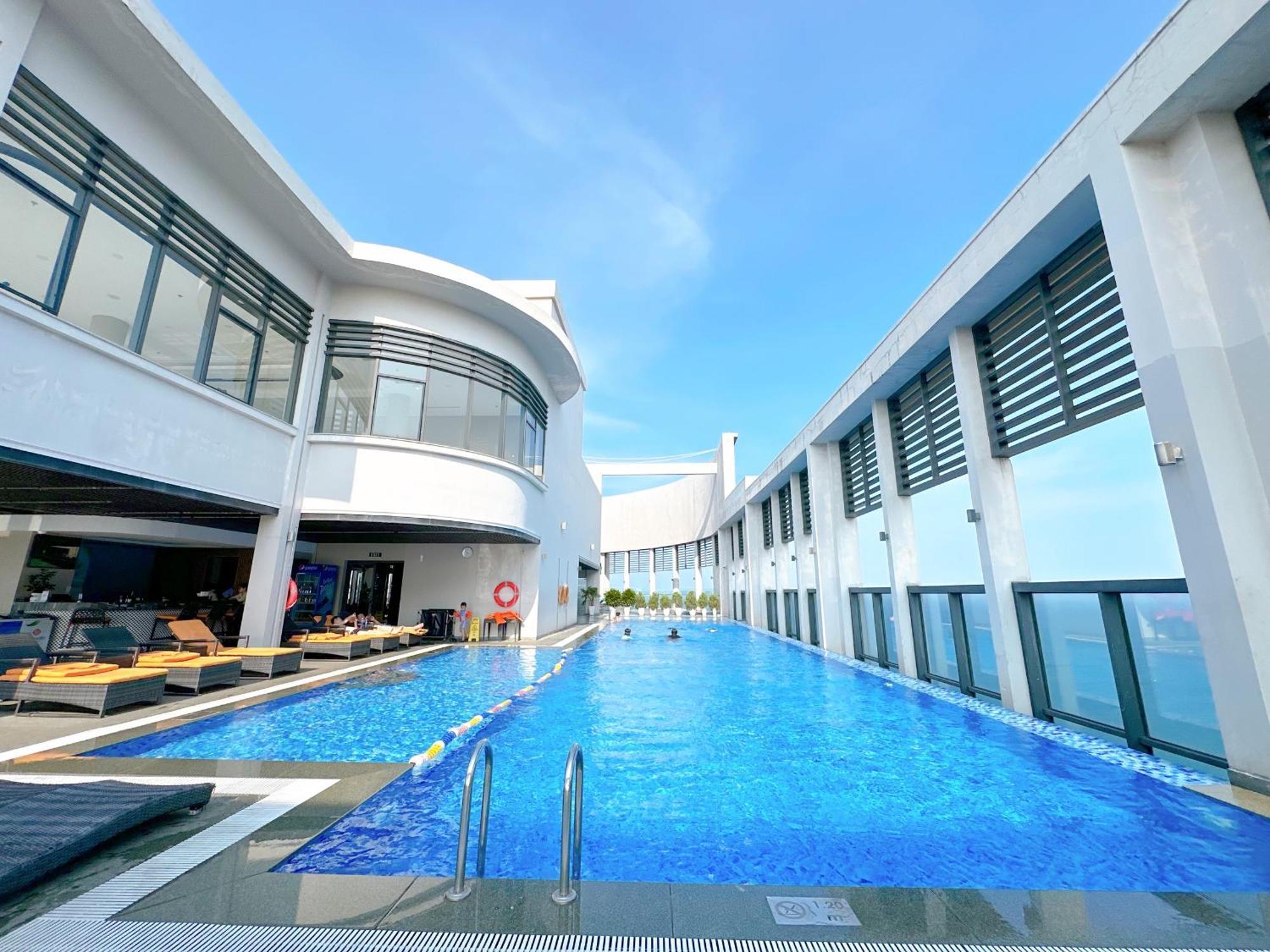 Luxury Apt Opposite Mykhe Beach دا نانغ المظهر الخارجي الصورة