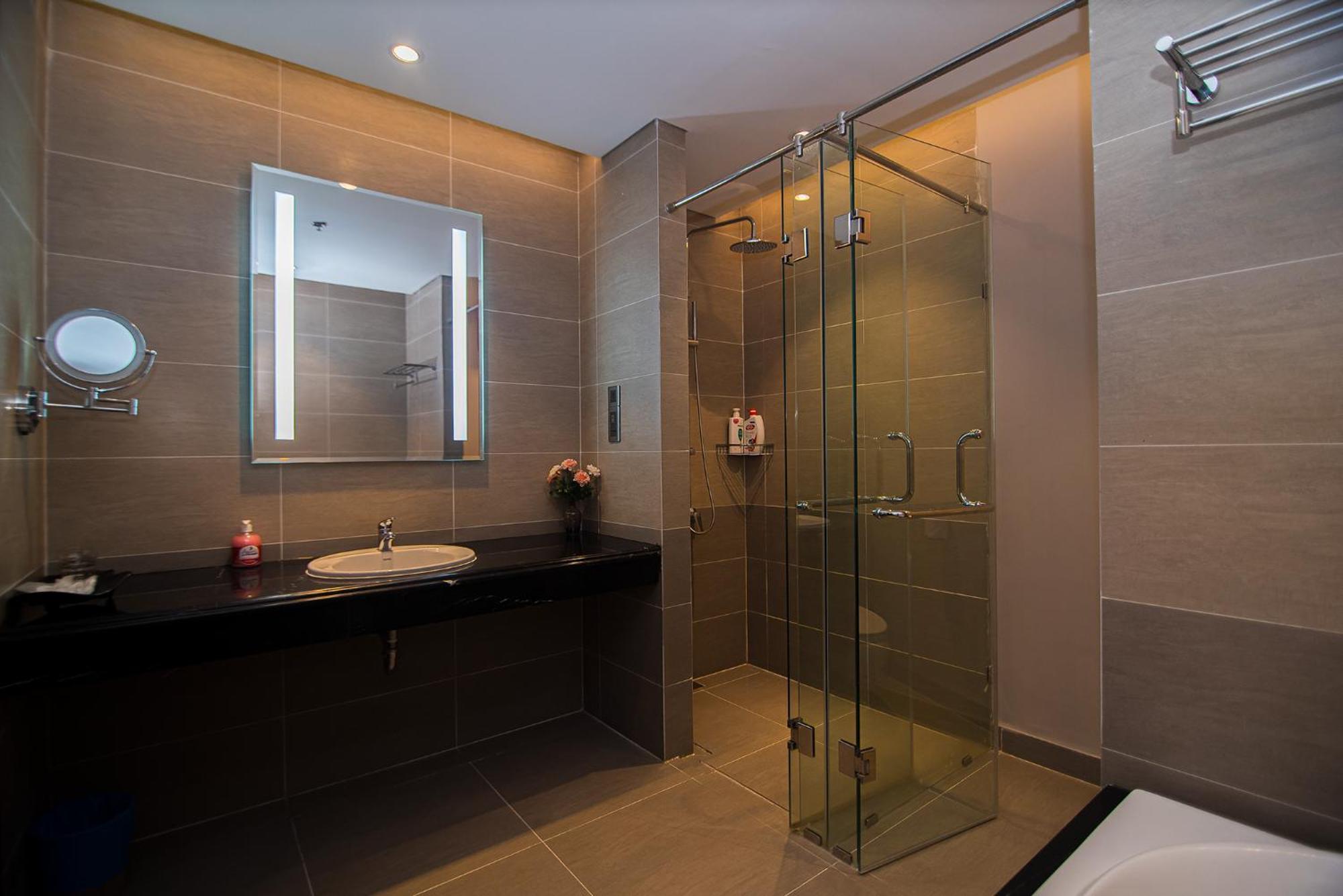 Luxury Apt Opposite Mykhe Beach دا نانغ المظهر الخارجي الصورة